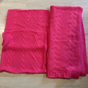 Bright Pink Knit Throw Blanket and Pillow Covers